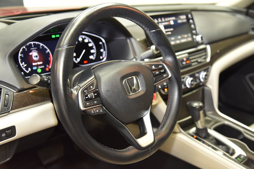 2018 Honda Accord Image 24