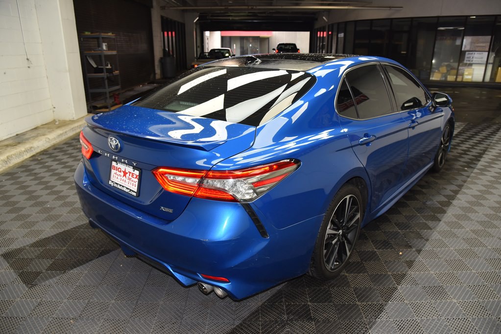 2019 Toyota Camry Image 5
