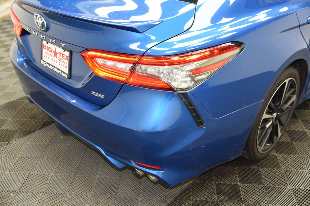 2019 Toyota Camry Image 15