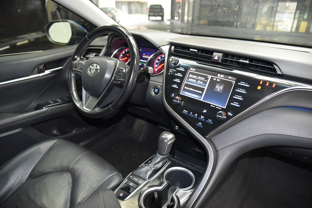 2019 Toyota Camry Image 28