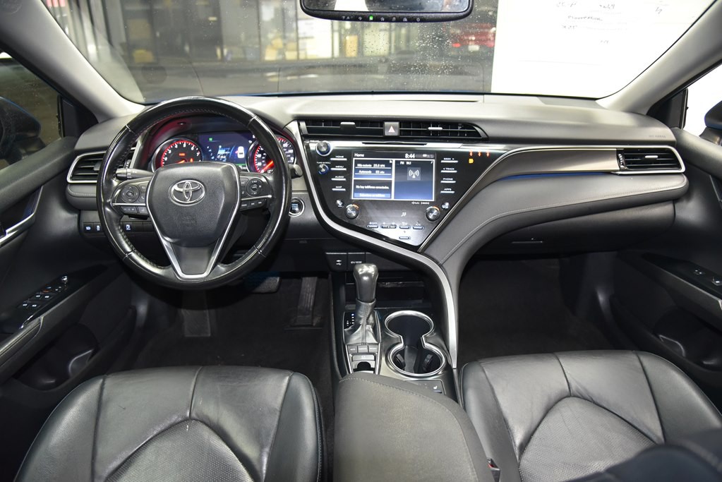2019 Toyota Camry Image 30