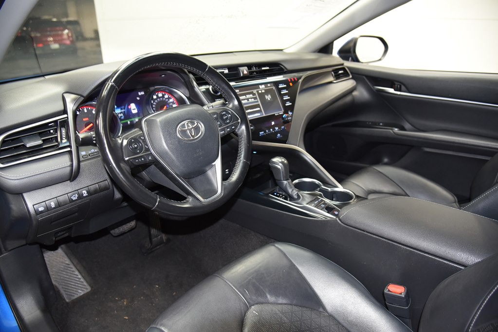 2019 Toyota Camry Image 32