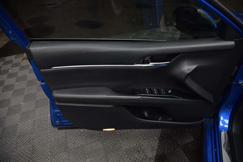 2019 Toyota Camry Image 34