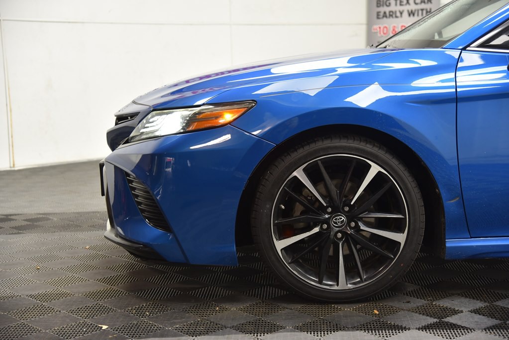 2019 Toyota Camry Image 38
