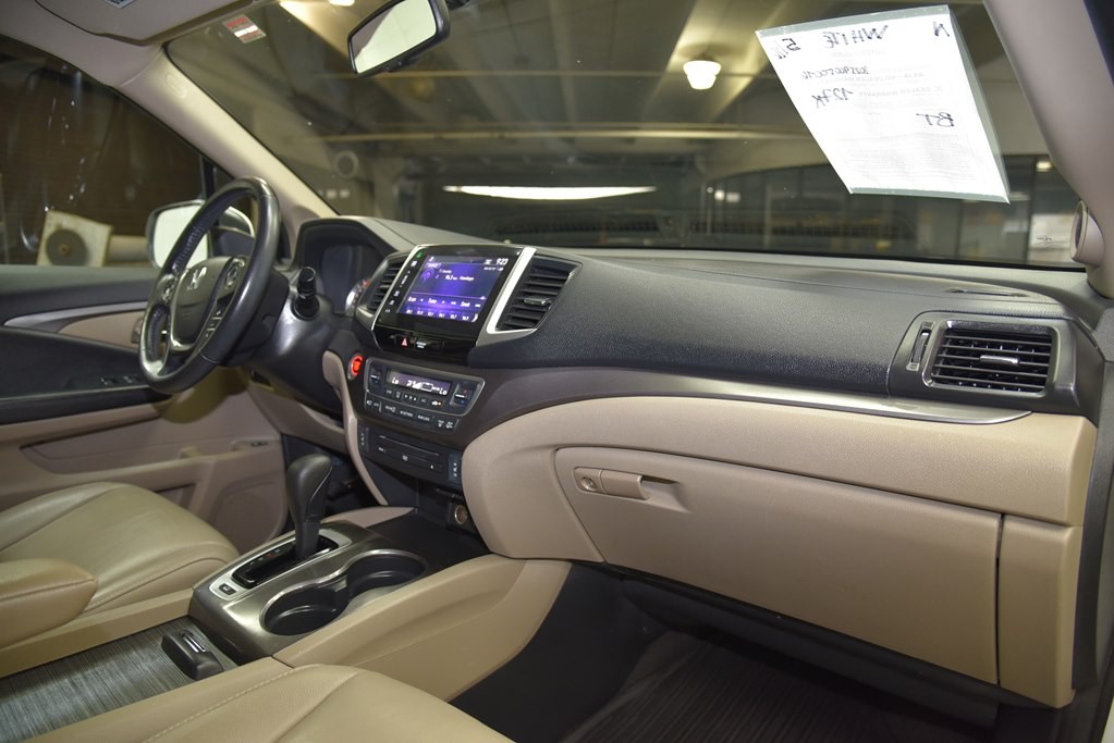 2016 Honda Pilot Image 19