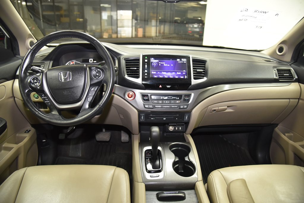 2016 Honda Pilot Image 25