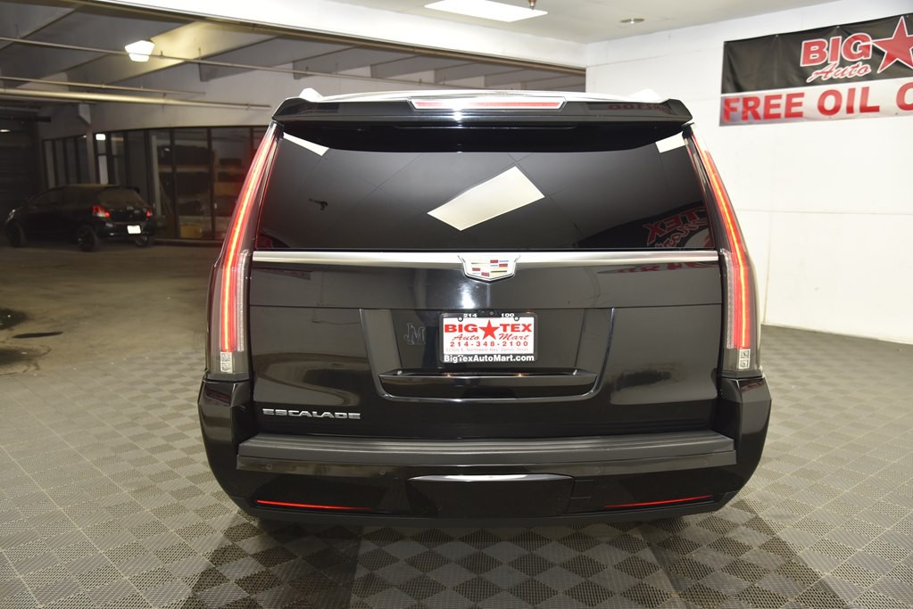 2019 Cadillac Escalade Image 4