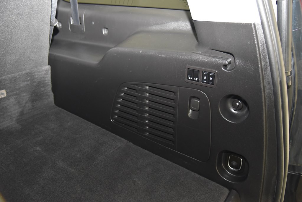 2019 Cadillac Escalade Image 16