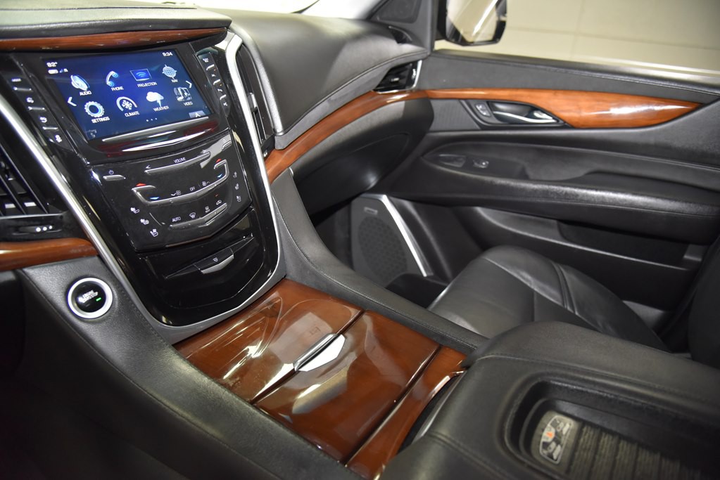 2019 Cadillac Escalade Image 28