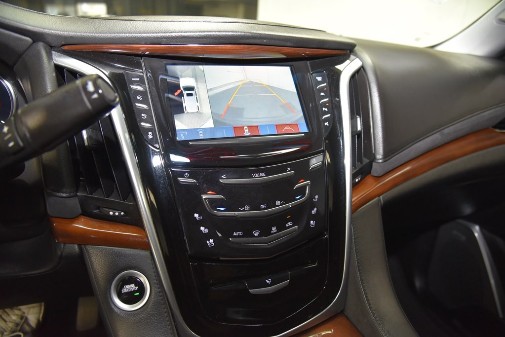 2019 Cadillac Escalade Image 32