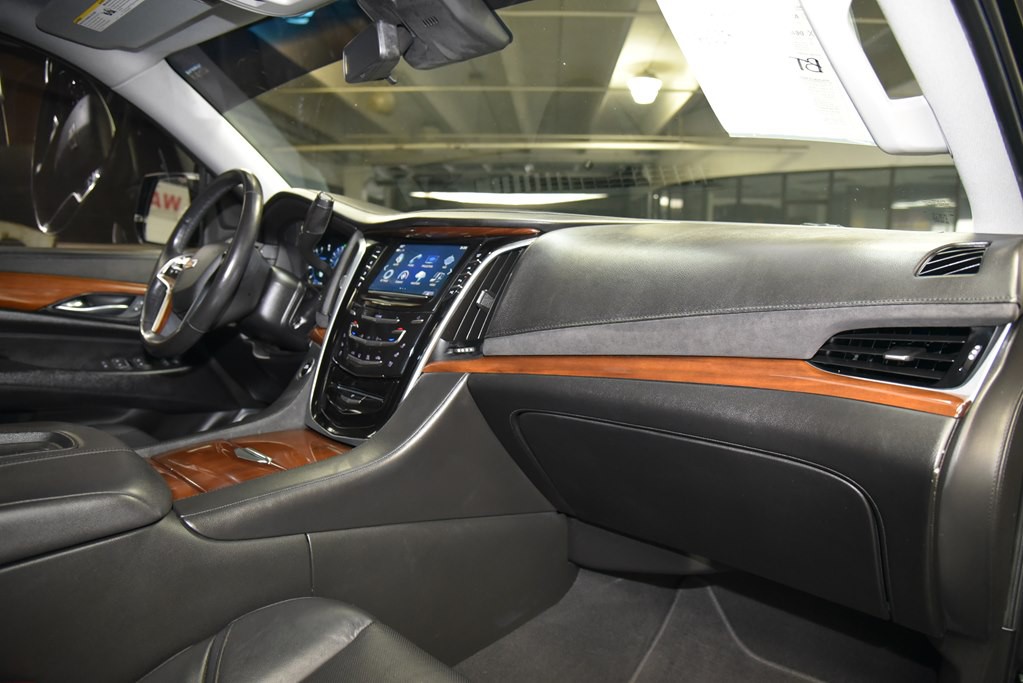 2019 Cadillac Escalade Image 38