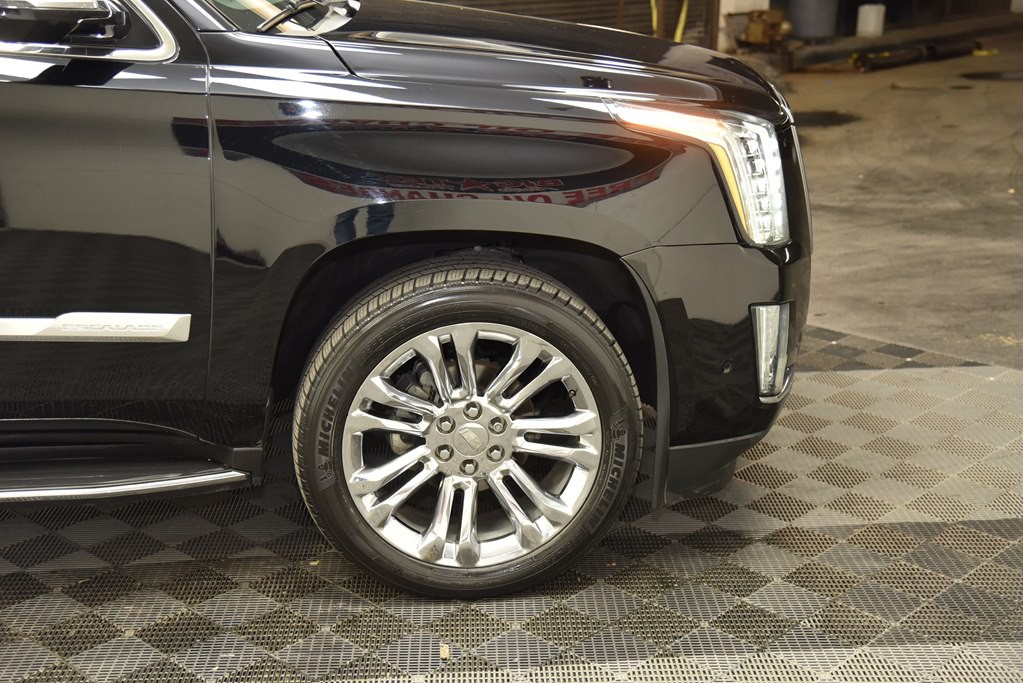 2019 Cadillac Escalade Image 43