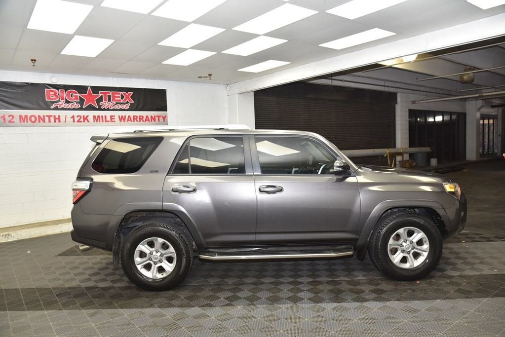 2016 Toyota 4Runner Image 6