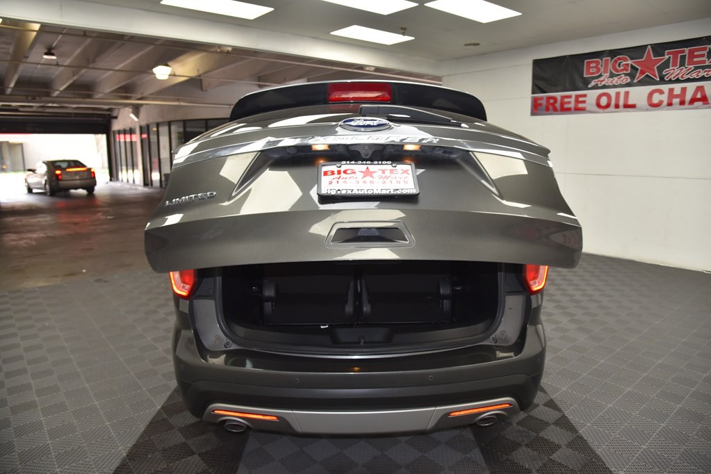 2017 Ford Explorer Image 22