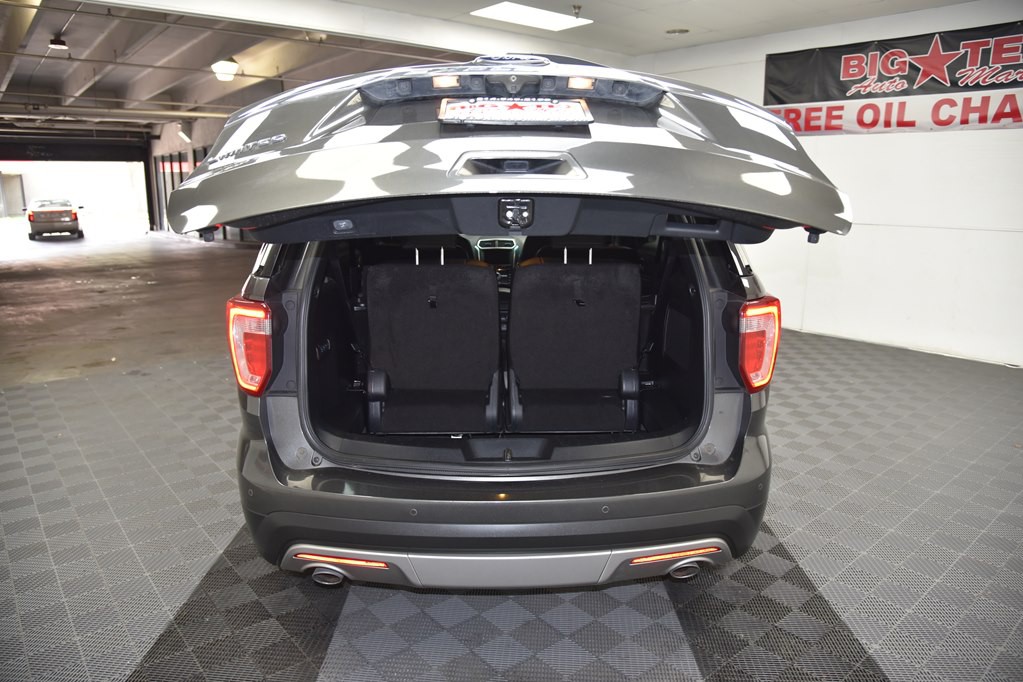 2017 Ford Explorer Image 23