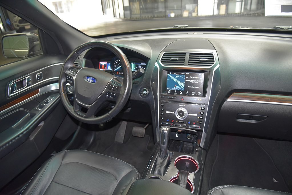 2017 Ford Explorer Image 43