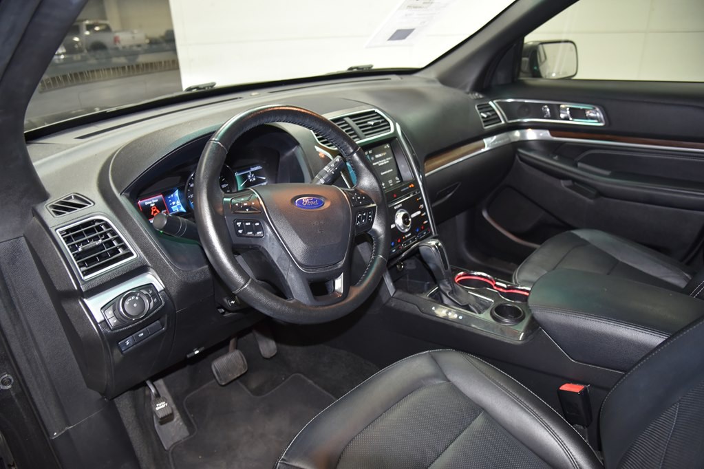 2017 Ford Explorer Image 46