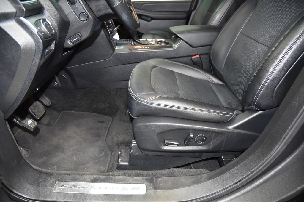 2017 Ford Explorer Image 49