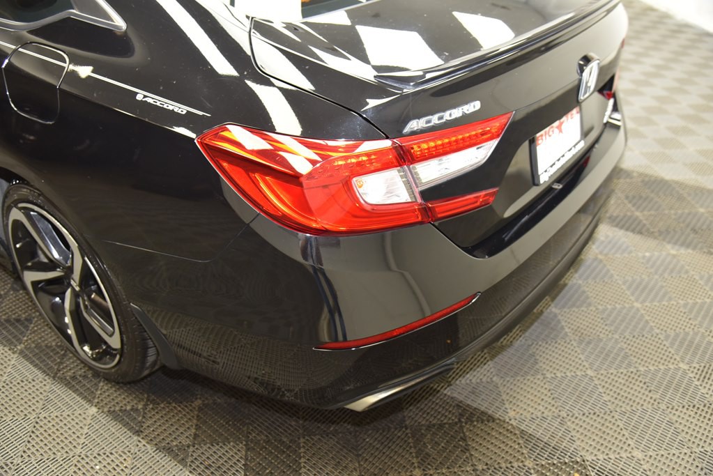 2021 Honda Accord Image 11