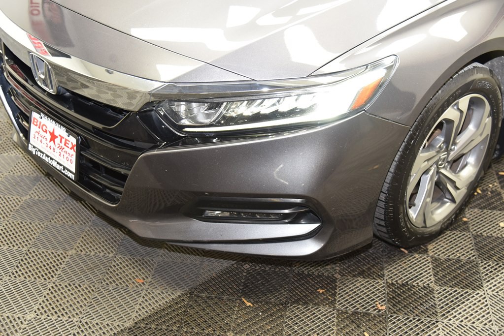2019 Honda Accord Image 9