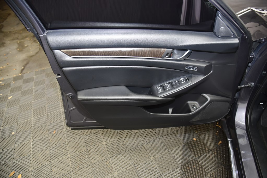 2019 Honda Accord Image 23
