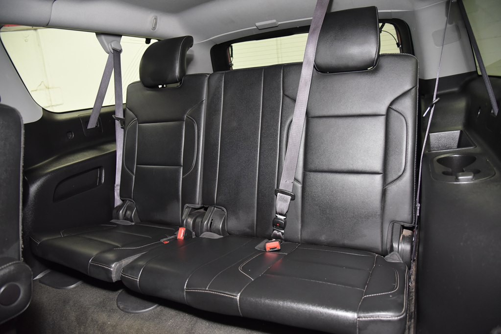 2017 Chevrolet Suburban Image 17