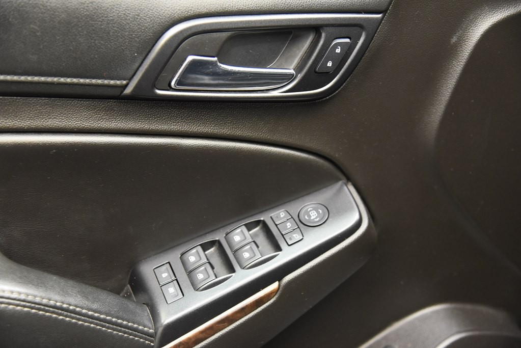 2017 Chevrolet Suburban Image 28