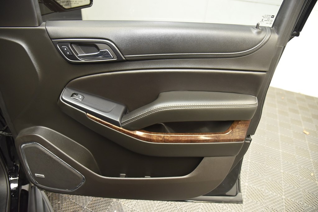 2017 Chevrolet Tahoe Image 23