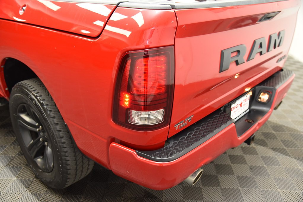 2017 RAM 1500 Image 12