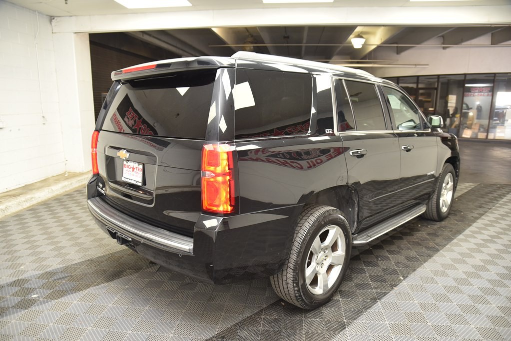 2017 Chevrolet Tahoe Image 5
