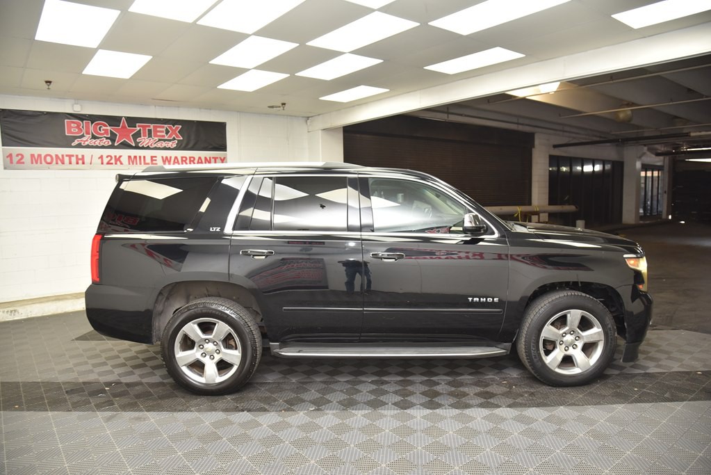 2017 Chevrolet Tahoe Image 6