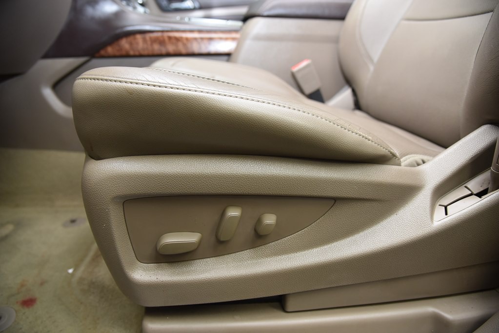 2017 Chevrolet Tahoe Image 32