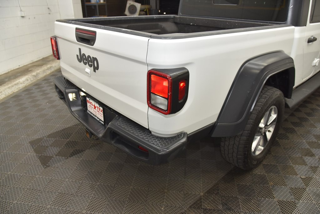 2020 Jeep Gladiator Image 13