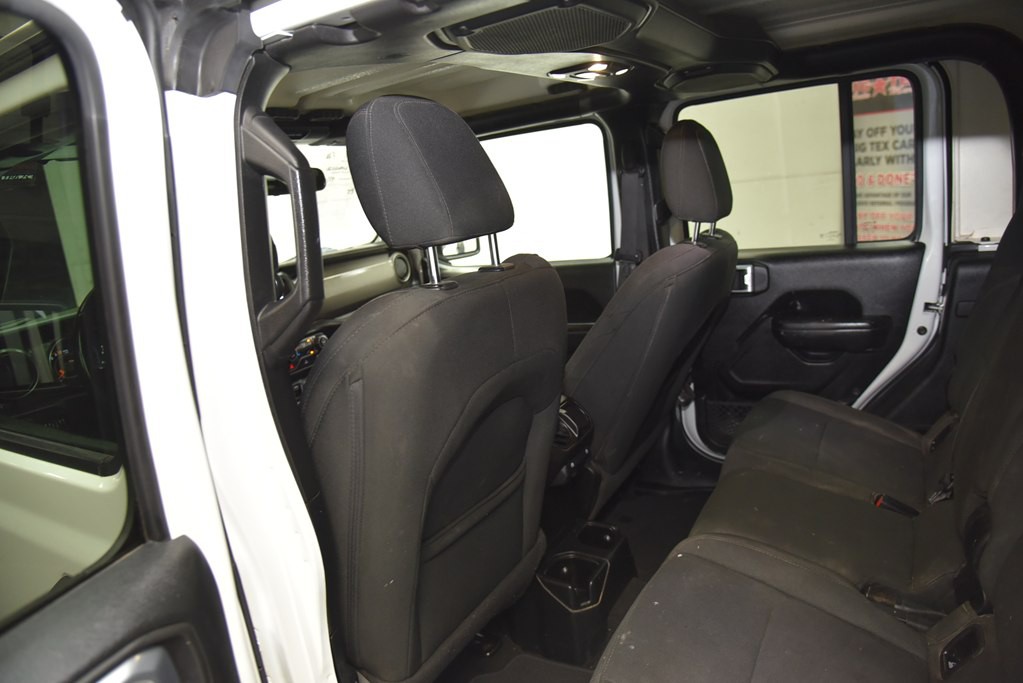 2020 Jeep Gladiator Image 22