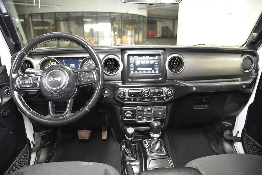 2020 Jeep Gladiator Image 24