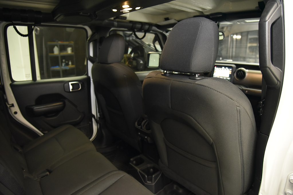 2020 Jeep Gladiator Image 17