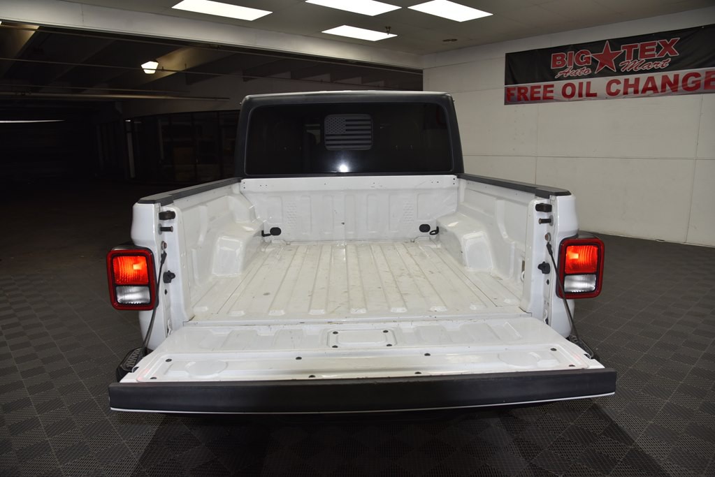2020 Jeep Gladiator Image 20