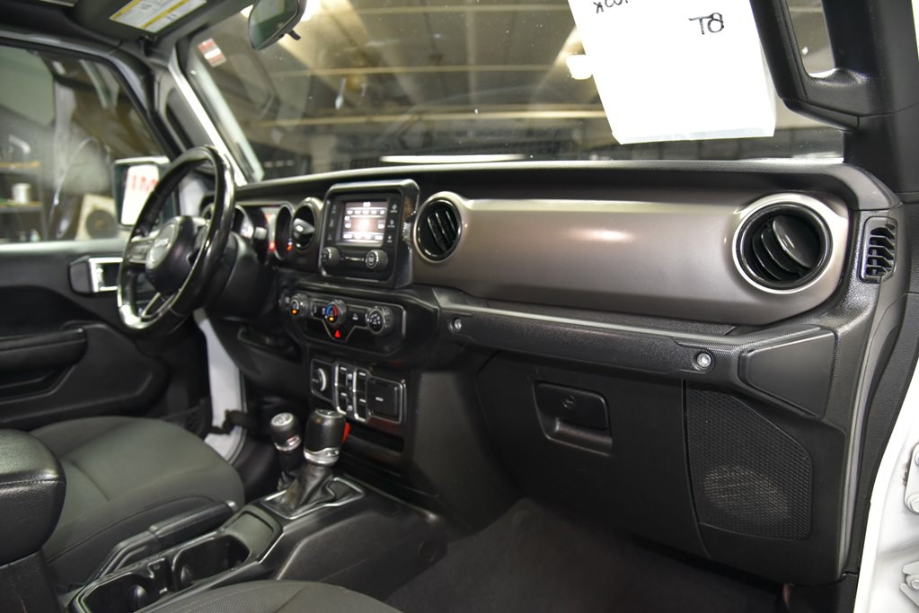 2020 Jeep Gladiator Image 31
