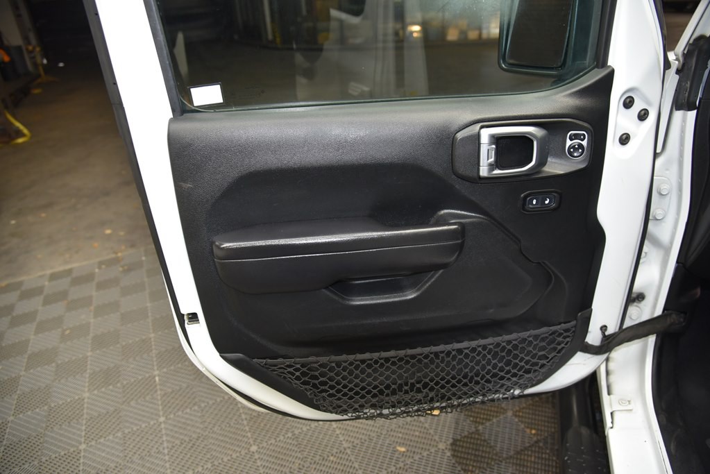 2020 Jeep Gladiator Image 36