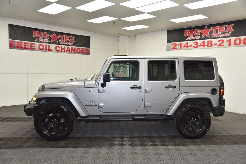 2016 Jeep Wrangler Unlimited Image 2