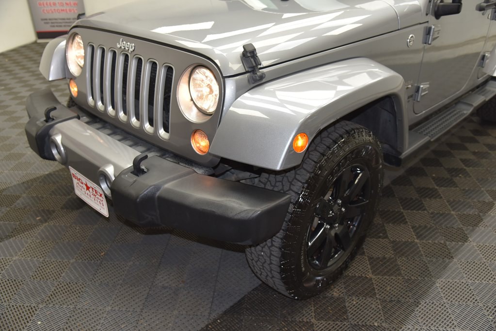 2016 Jeep Wrangler Unlimited Image 14