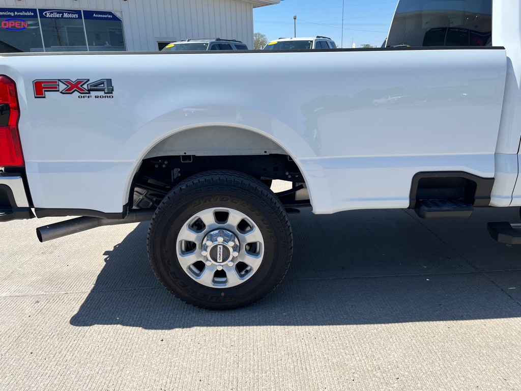 2024 Ford F-250 Image 2