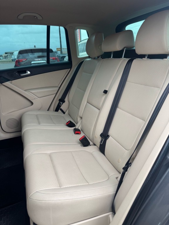 2013 Volkswagen Tiguan Image 8