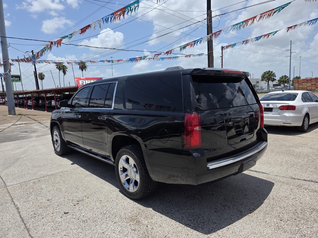 2015 Chevrolet Suburban Image 6