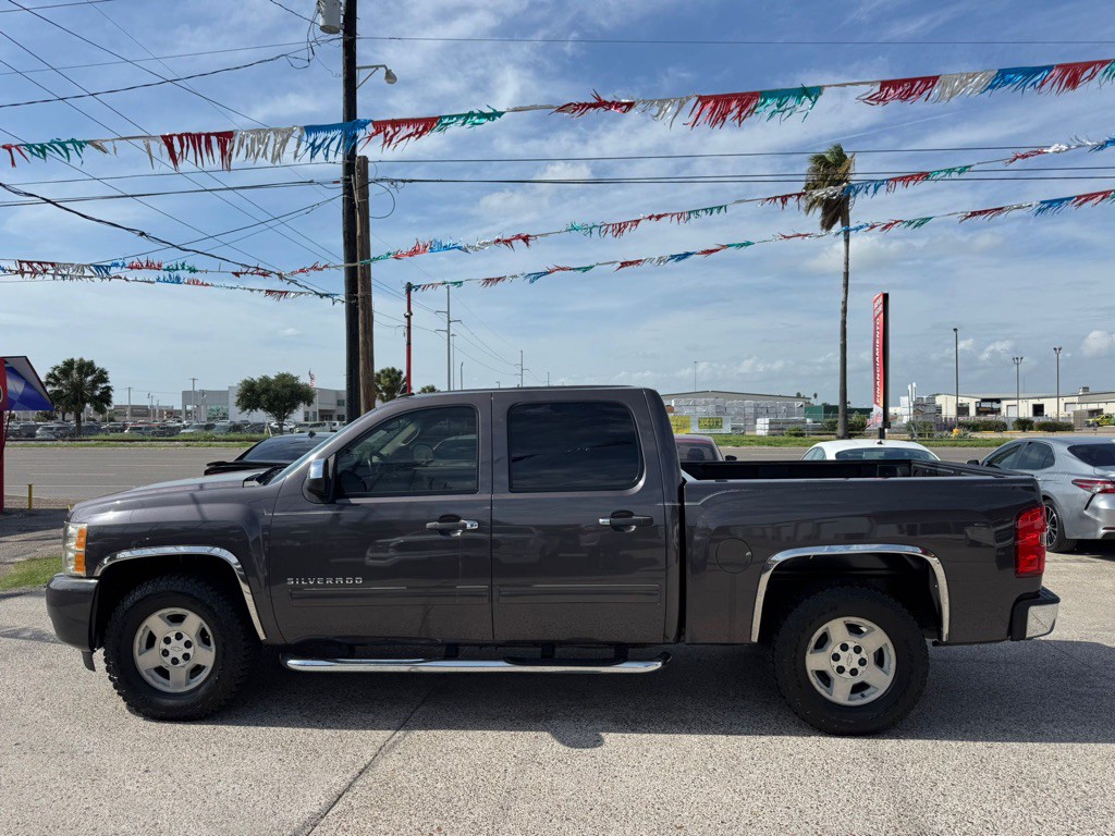 2010 Chevrolet Silverado 1500 Image 2