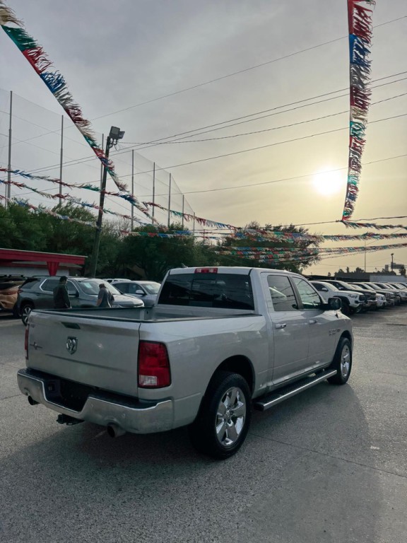 2015 RAM 1500 Image 5