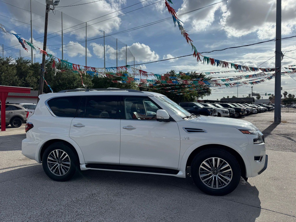 2021 Nissan Armada Image 2