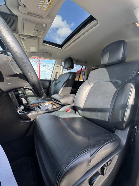 2021 Nissan Armada Image 8