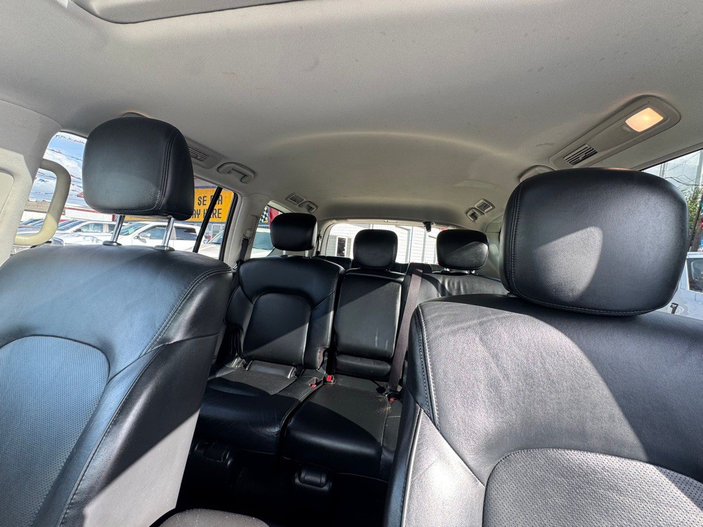 2021 Nissan Armada Image 10
