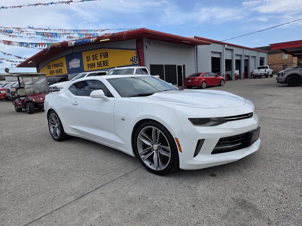 2017 Chevrolet Camaro Image 3